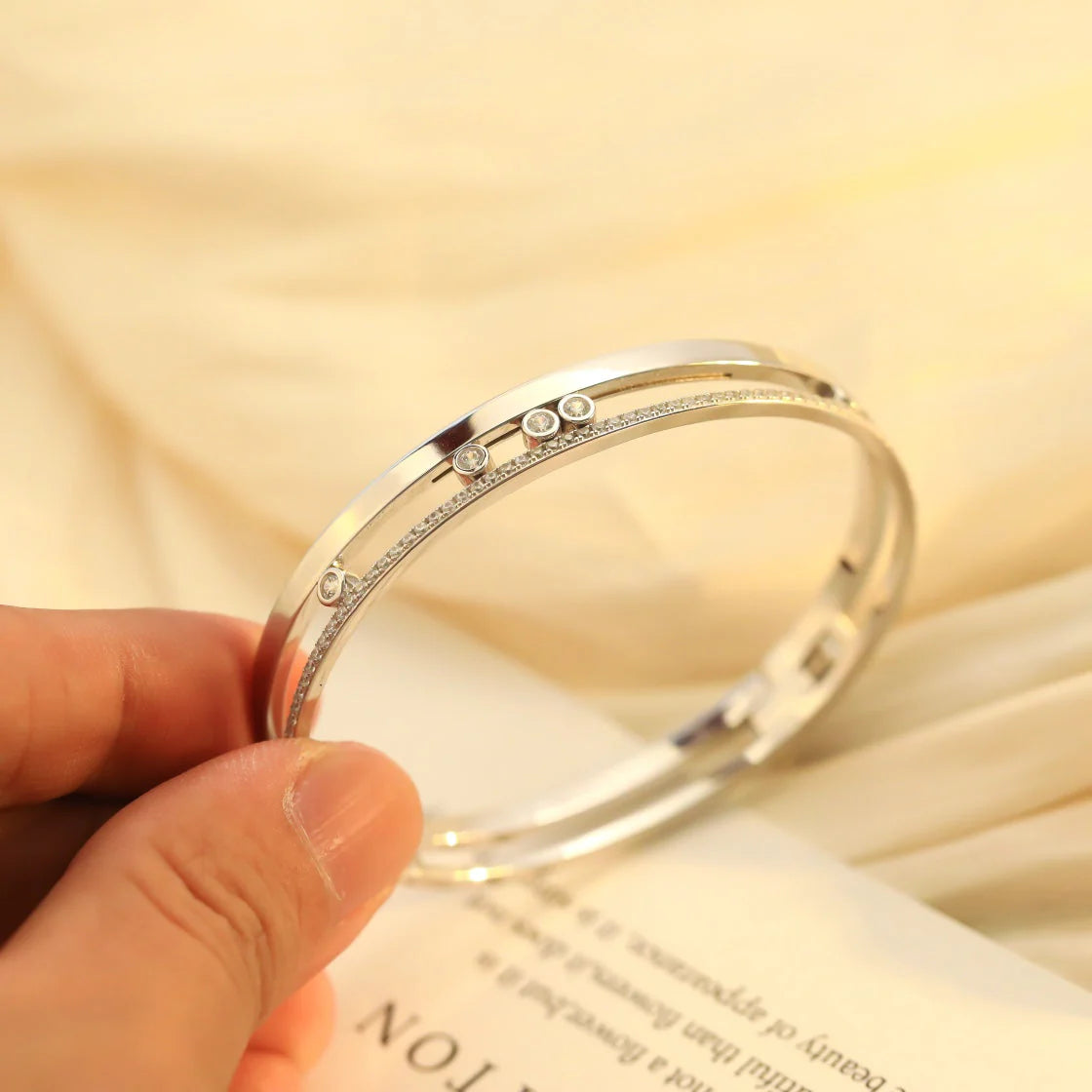 [⭐Luxery]Move Romane Diamond Bangle Bracelet