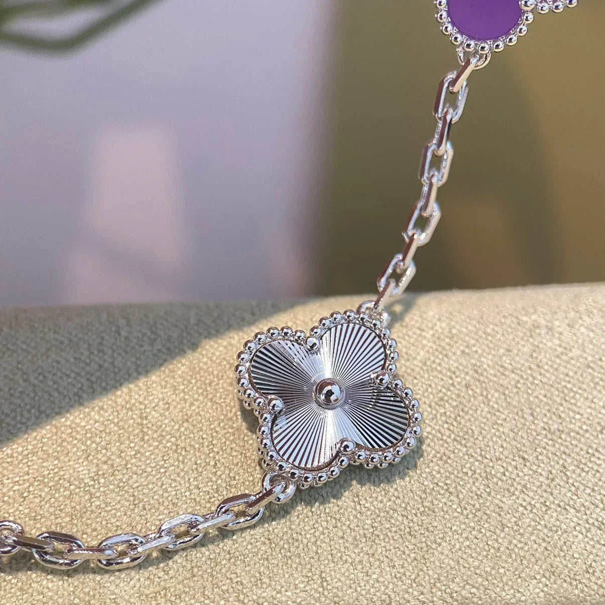 [⭐Luxery] CLOVER 5 MOTIF VIOLET BRACELET COLLECTION