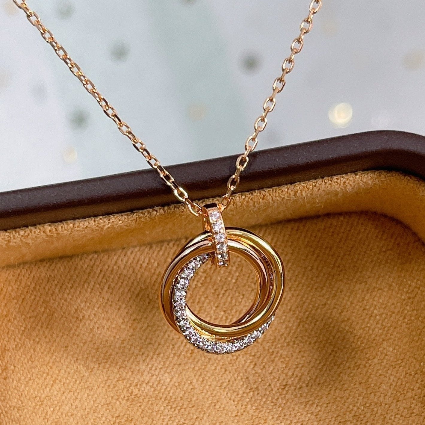 [⭐Luxery]TRINITY NECKLACE SILVER GOLD PINK GOLD DIAMONDS
