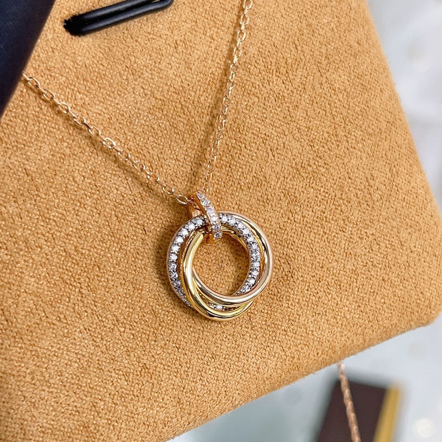 [⭐Luxery]TRINITY NECKLACE SILVER GOLD PINK GOLD DIAMONDS