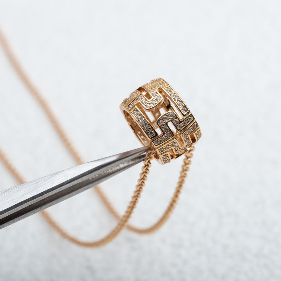 [⭐Luxery]PARENTESI NECKLACE PINK GOLD DIAMOND