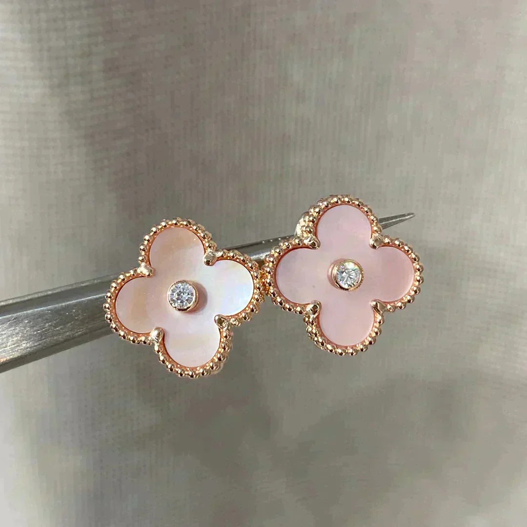 [⭐Luxery]CLOVER MEDIUM 1 MOTIFS  PINK MOP DIAMOND EARRINGS