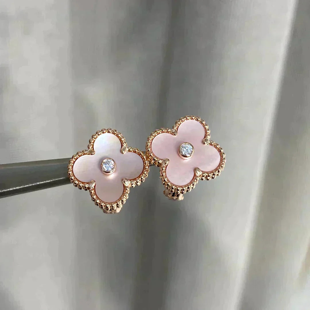 [⭐Luxery]CLOVER MEDIUM 1 MOTIFS  PINK MOP DIAMOND EARRINGS