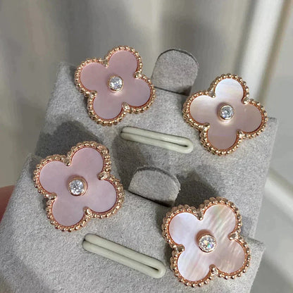 [⭐Luxery]CLOVER MEDIUM 1 MOTIFS  PINK MOP DIAMOND EARRINGS