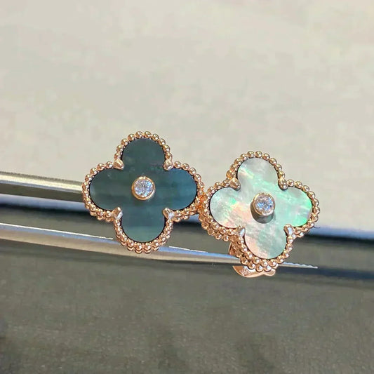 [⭐Luxery]CLOVER MEDIUM 1 MOTIFS GRAY MOP  DIAMOND EARRINGS