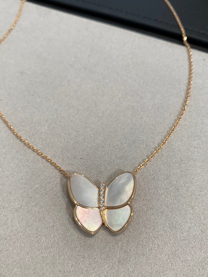 [⭐Luxery]BUTTERFLY GOLD MOP DIAMOND NECKLACE