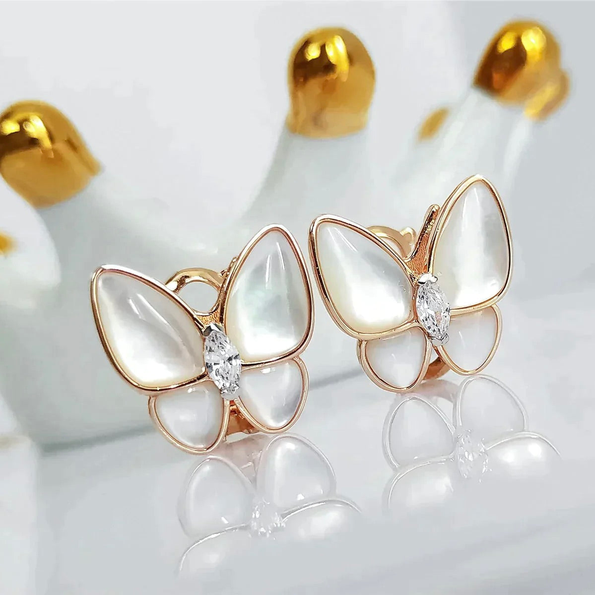 [⭐Luxery]BUTTERFLY MOP DIAMOND EARRINGS