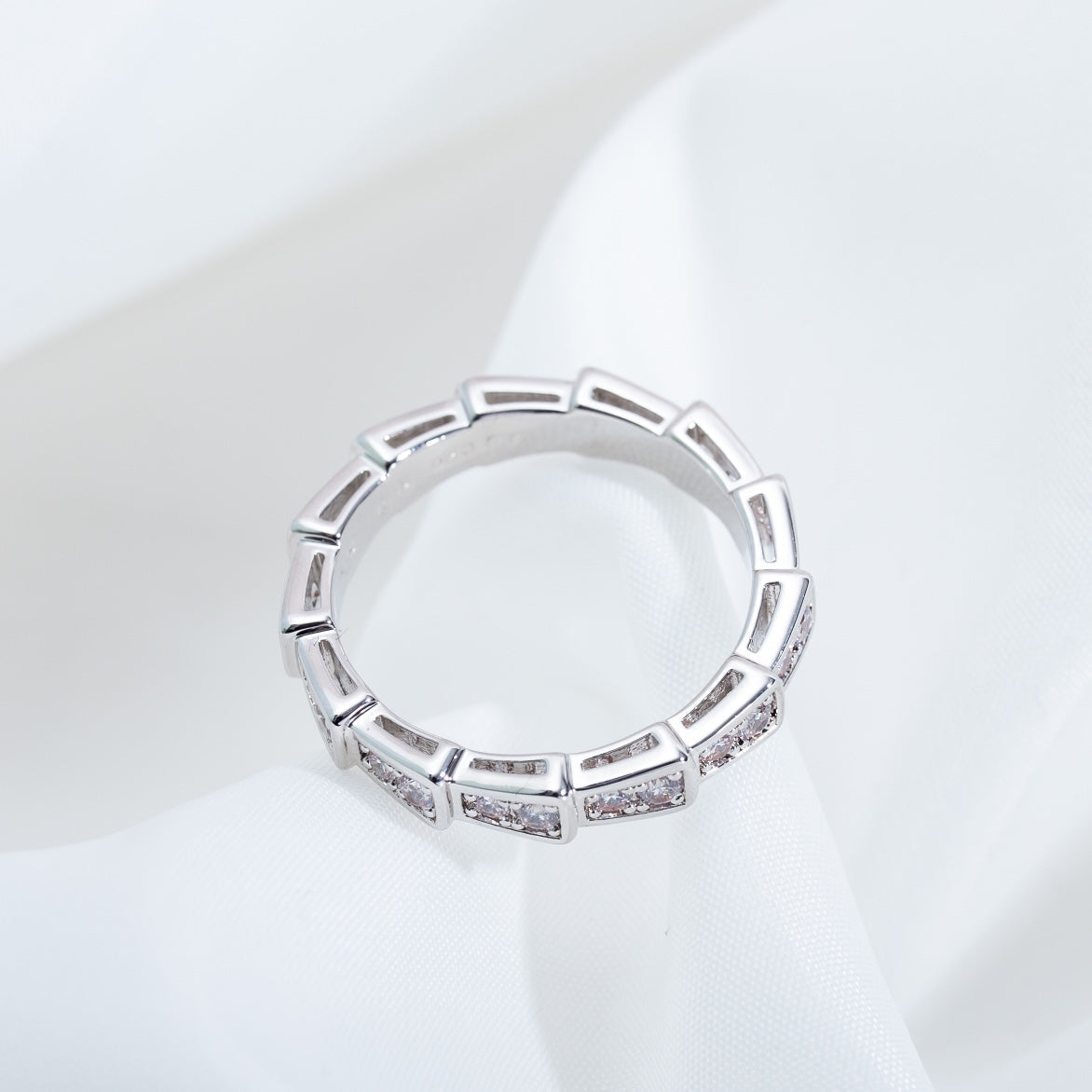 [⭐Luxery]SERPENTI RING SILVER DIAMOND PAVED 3MM