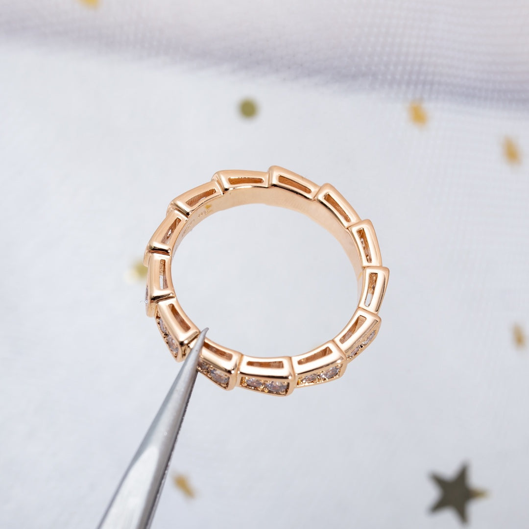 [⭐Luxery]SERPENTI RING PINK GOLD DIAMOND PAVED 3MM