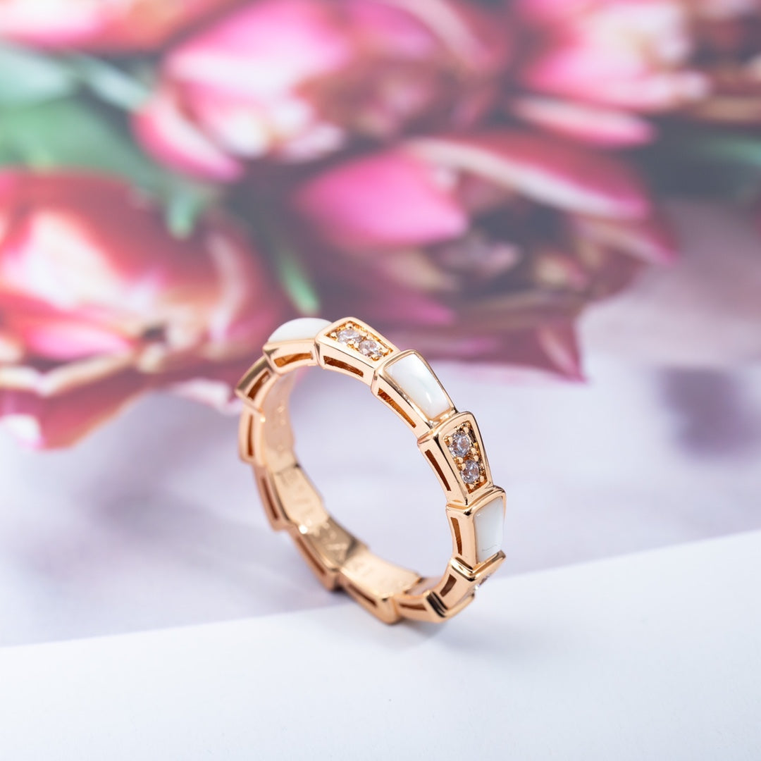 [⭐Luxery]SERPENTI RING PINK GOLD DIAMOND MOP 3MM
