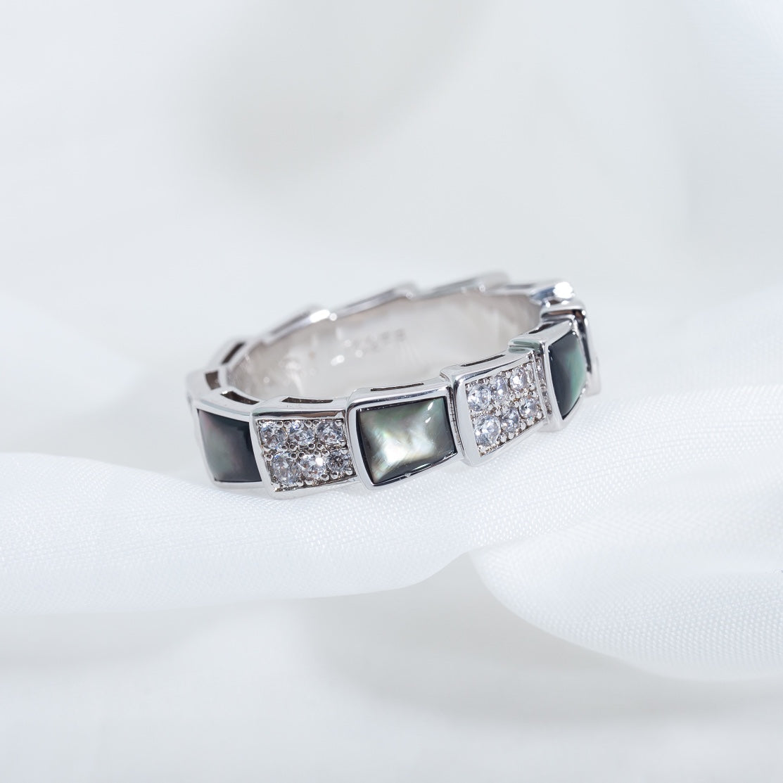 [⭐Luxery]SERPENTI RING SILVER DIAMOND BLACK MOP 4MM