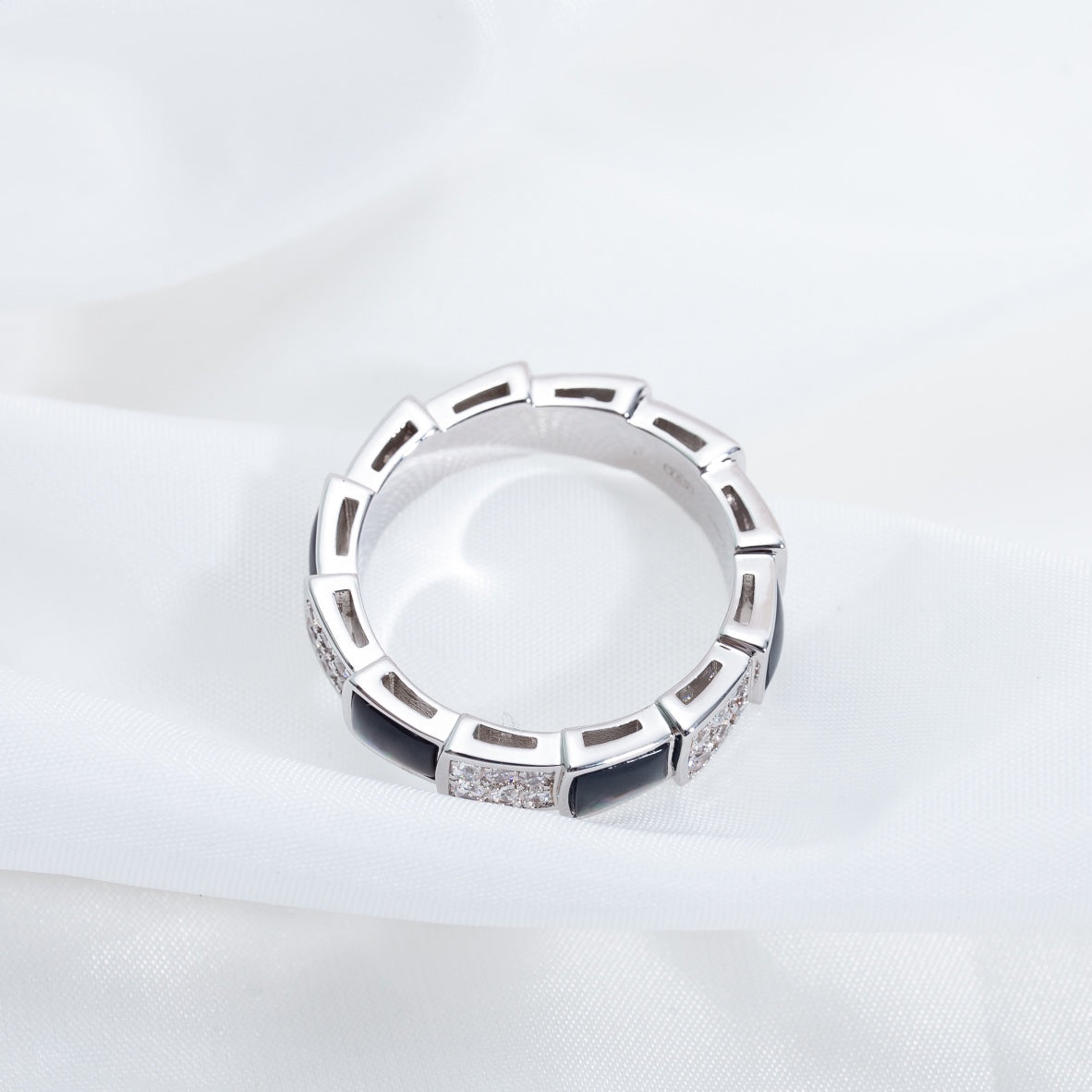 [⭐Luxery]SERPENTI RING SILVER DIAMOND BLACK MOP 4MM