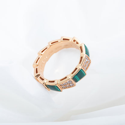 [⭐Luxery]SERPENTI RING PINK GOLD MALACHITE DIAMOND PAVED 4MM