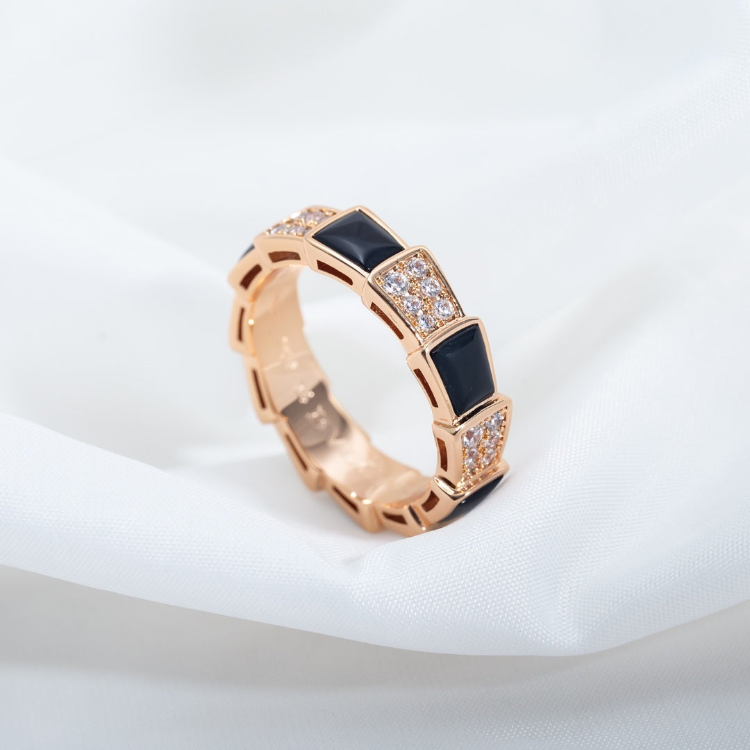 [⭐Luxery]SERPENTI RING PINK GOLD BLACK MOP DIAMOND PAVED 4MM
