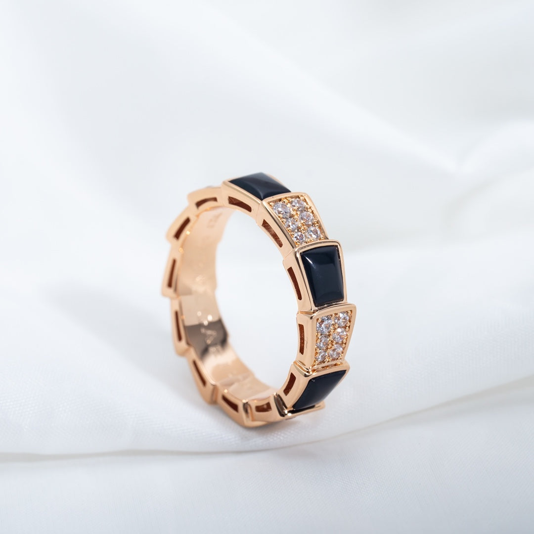 [⭐Luxery]SERPENTI RING PINK GOLD BLACK MOP DIAMOND PAVED 4MM