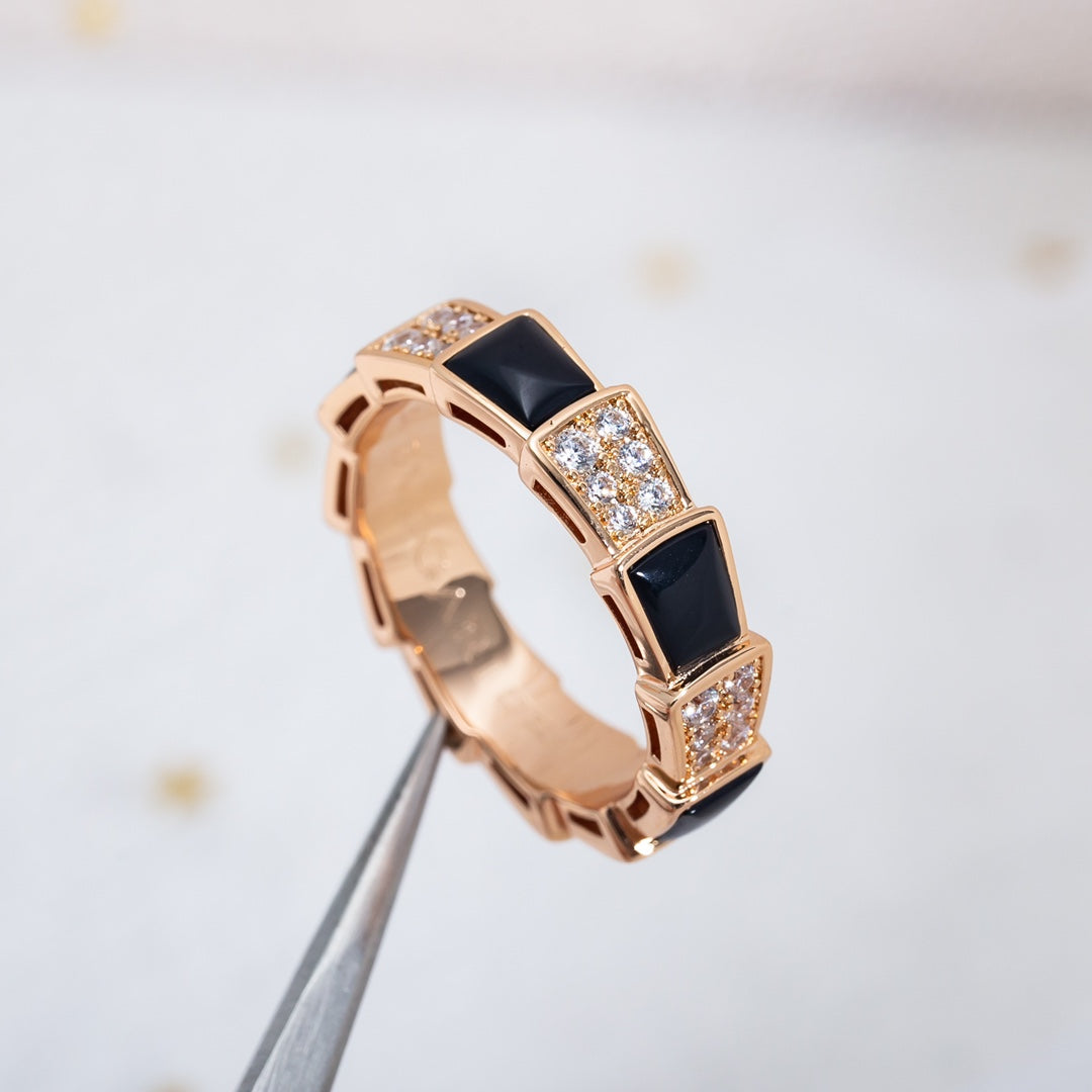 [⭐Luxery]SERPENTI RING PINK GOLD BLACK MOP DIAMOND PAVED 4MM