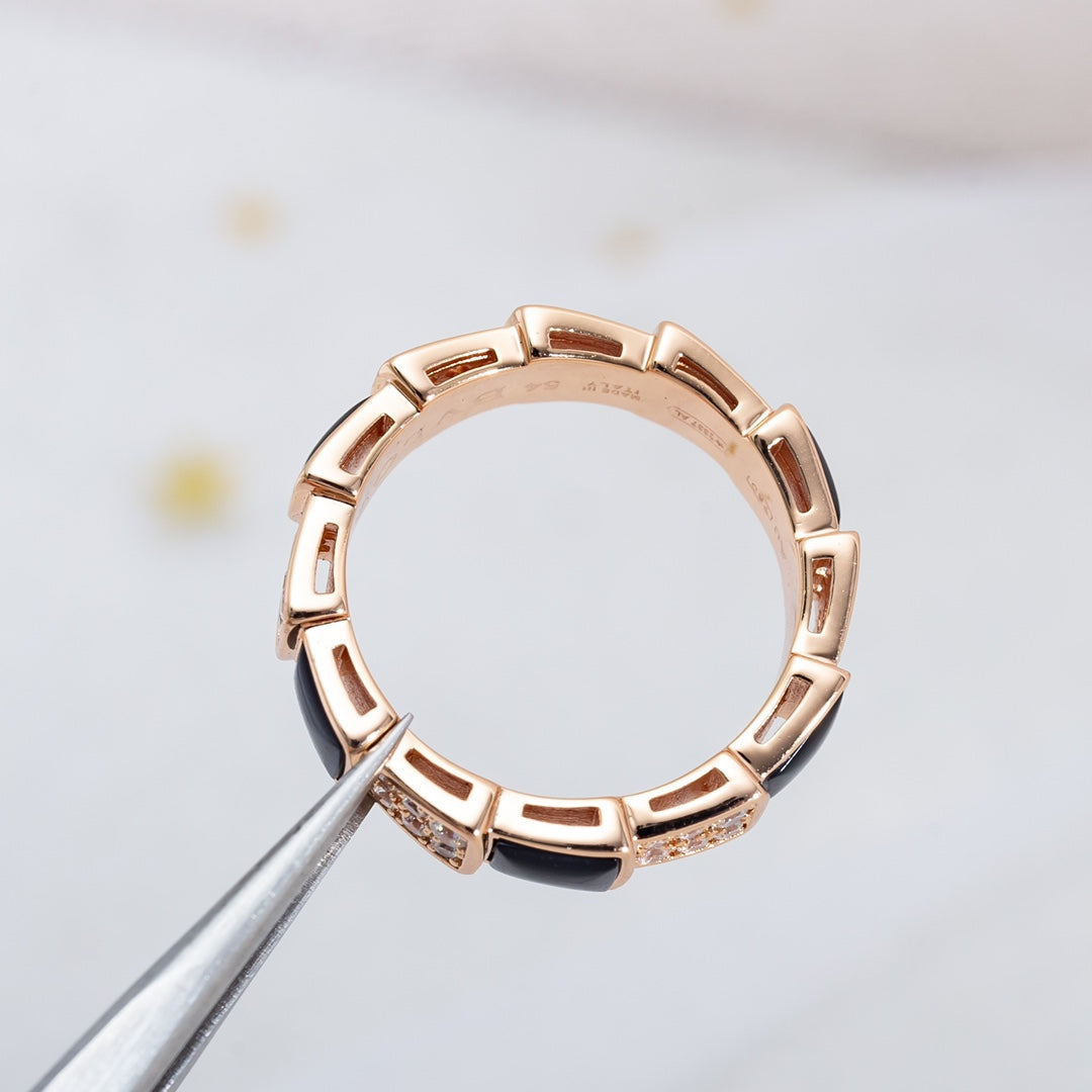 [⭐Luxery]SERPENTI RING PINK GOLD BLACK MOP DIAMOND PAVED 4MM