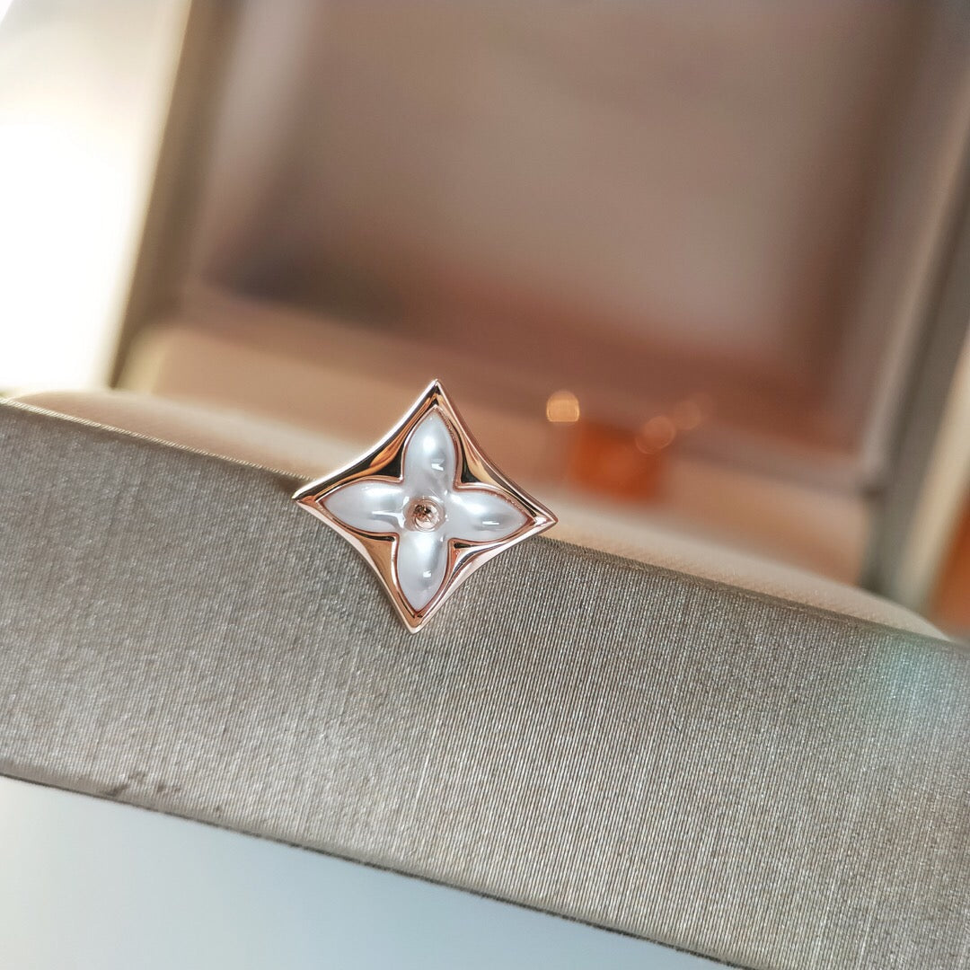 [⭐Luxery]STAR MOP PINK GOLD EARRINGS