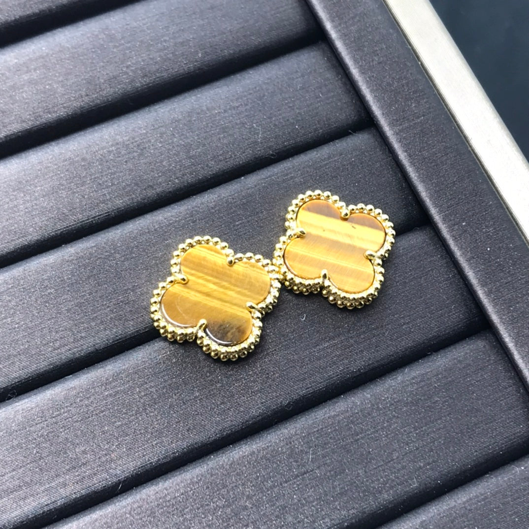 [⭐Luxery]CLOVER MEDIUM 1 MOTIFS TIGER EYE EARRINGS
