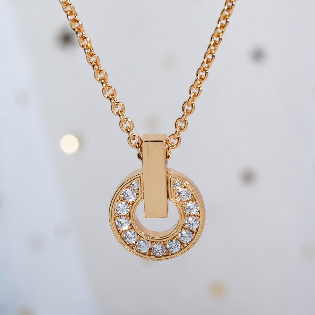[⭐Luxery]GARI NECKLACE PINK GOLD DIAMOND