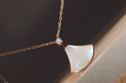 [⭐Luxery]DREAM NECKLACE WHITE MOP PINK GOLD 1 DIAMOND