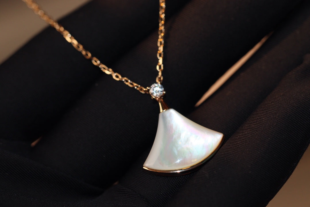 [⭐Luxery]DREAM NECKLACE WHITE MOP PINK GOLD 1 DIAMOND