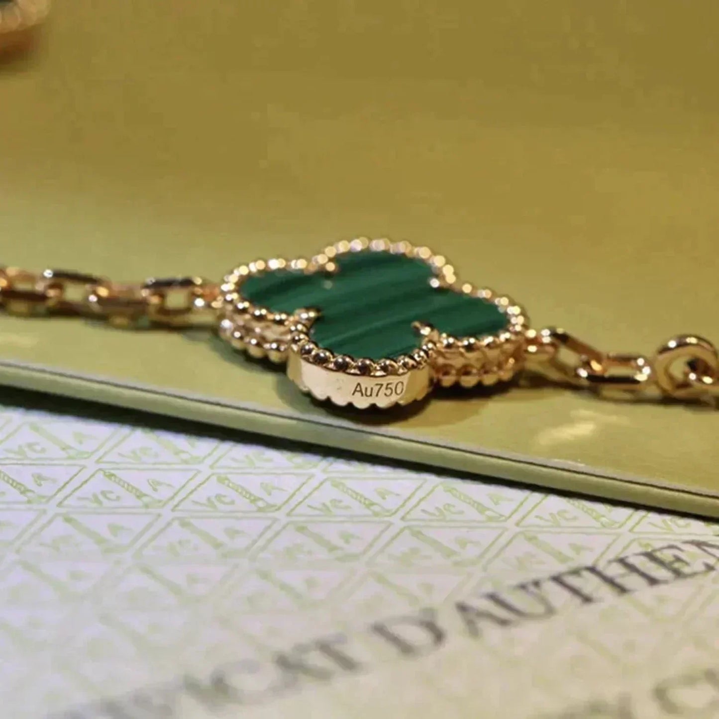 [⭐Luxery] CLOVER 5 MOTIF MALACHITE BRACELET COLLECTION