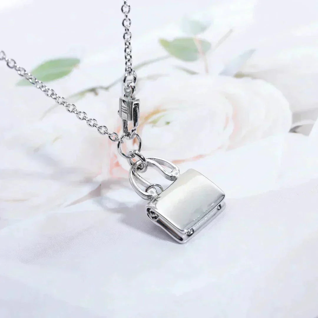 [⭐Luxery]AMULETTE PEDANT SILVER NECKLACE