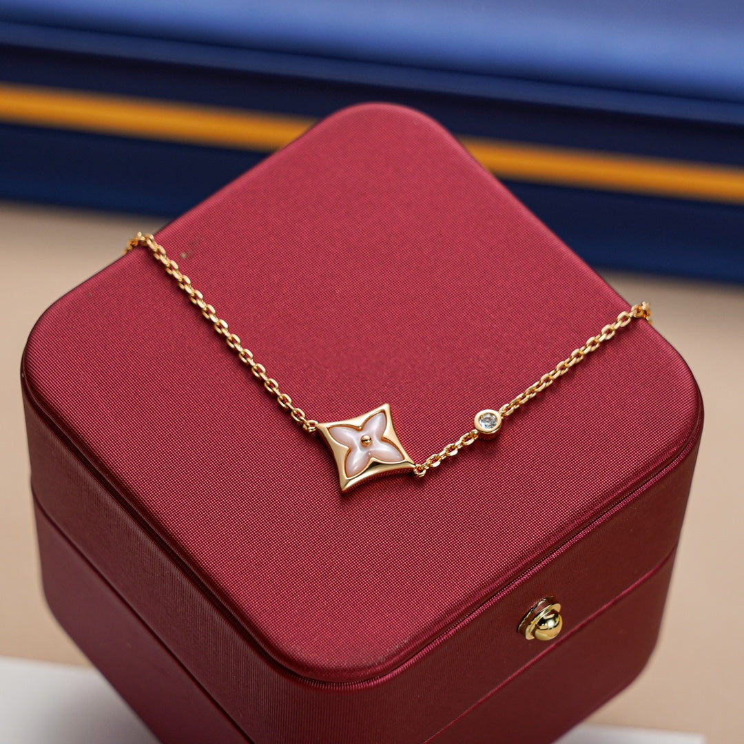 [⭐Luxery]STAR 1 DIAMOND PINK GOLD BRACELET