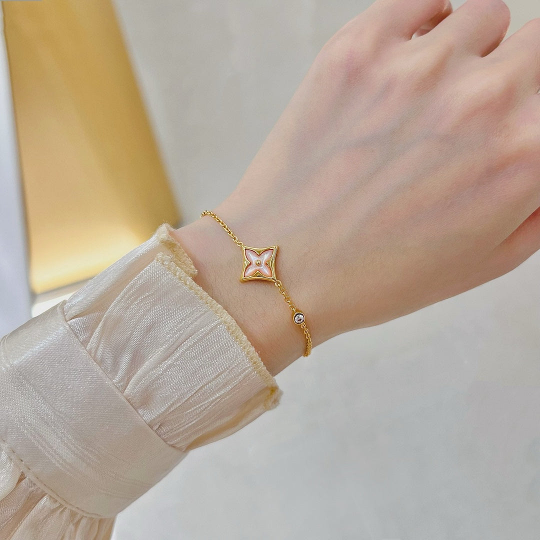 [⭐Luxery]STAR 1 DIAMOND PINK GOLD BRACELET