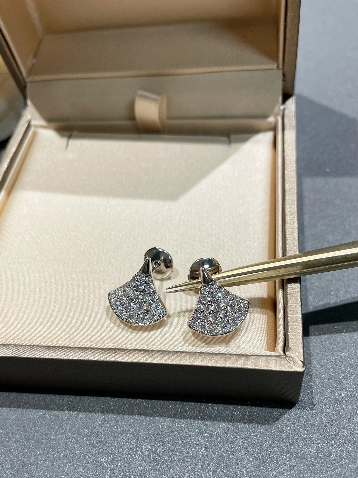 [⭐Luxery]DREAM STUD EARRINGS DIAMOND