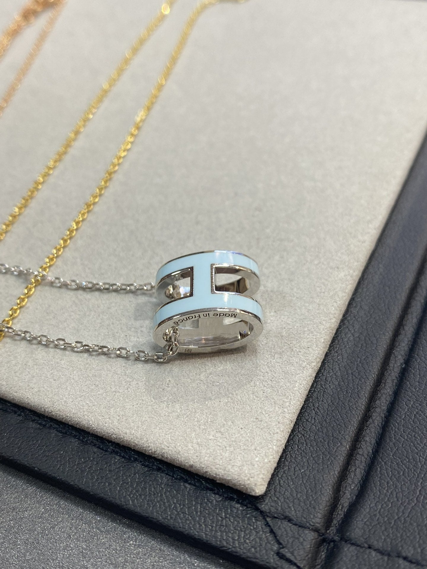 [⭐Luxery]POP H LIGHT BLUE NECKLACE