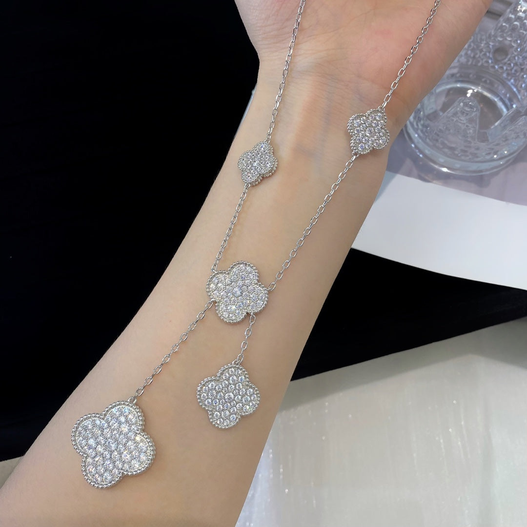 [⭐Luxery]CLOVER 5 MOTIFS SILVER DIAMONDS NECKLACE