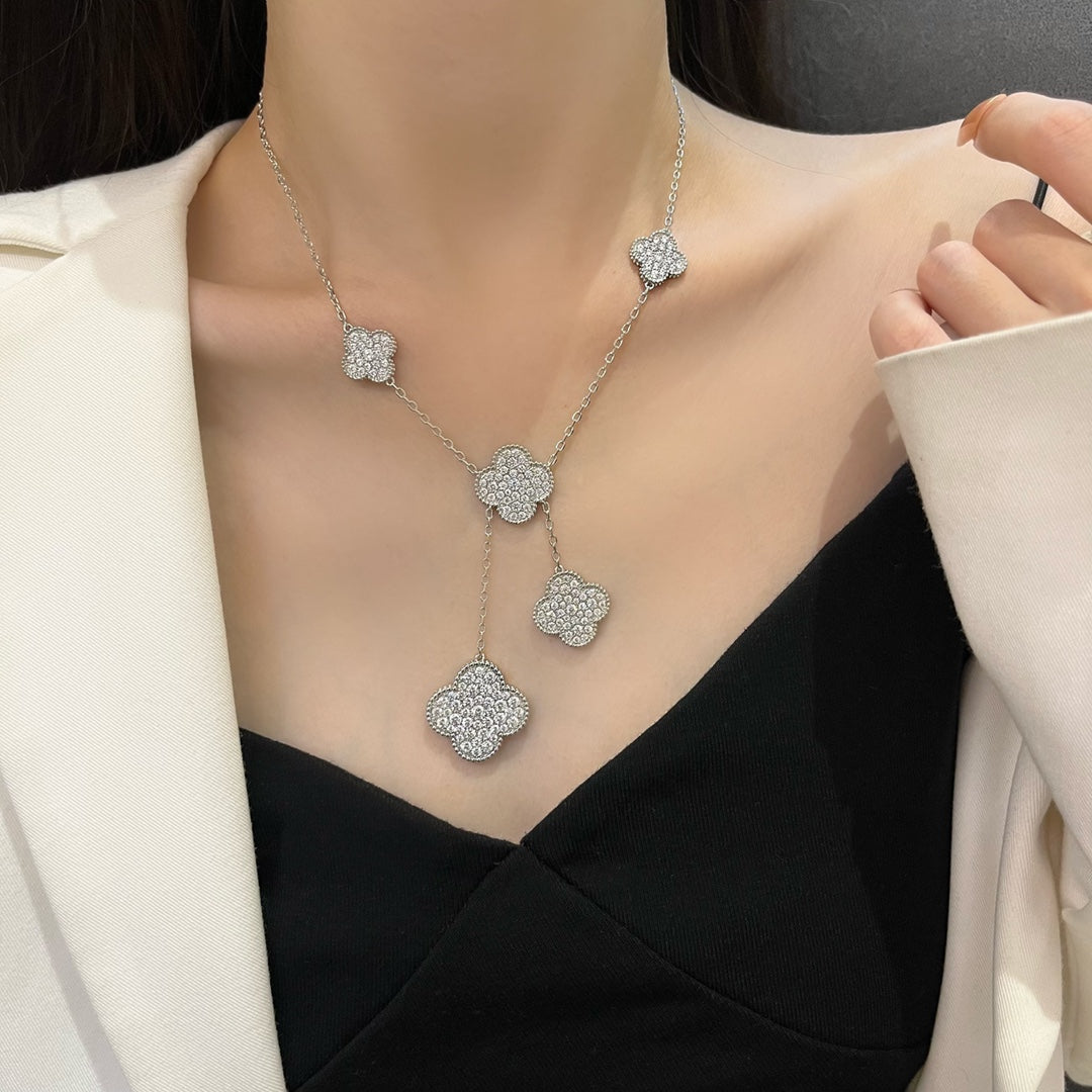 [⭐Luxery]CLOVER 5 MOTIFS SILVER DIAMONDS NECKLACE