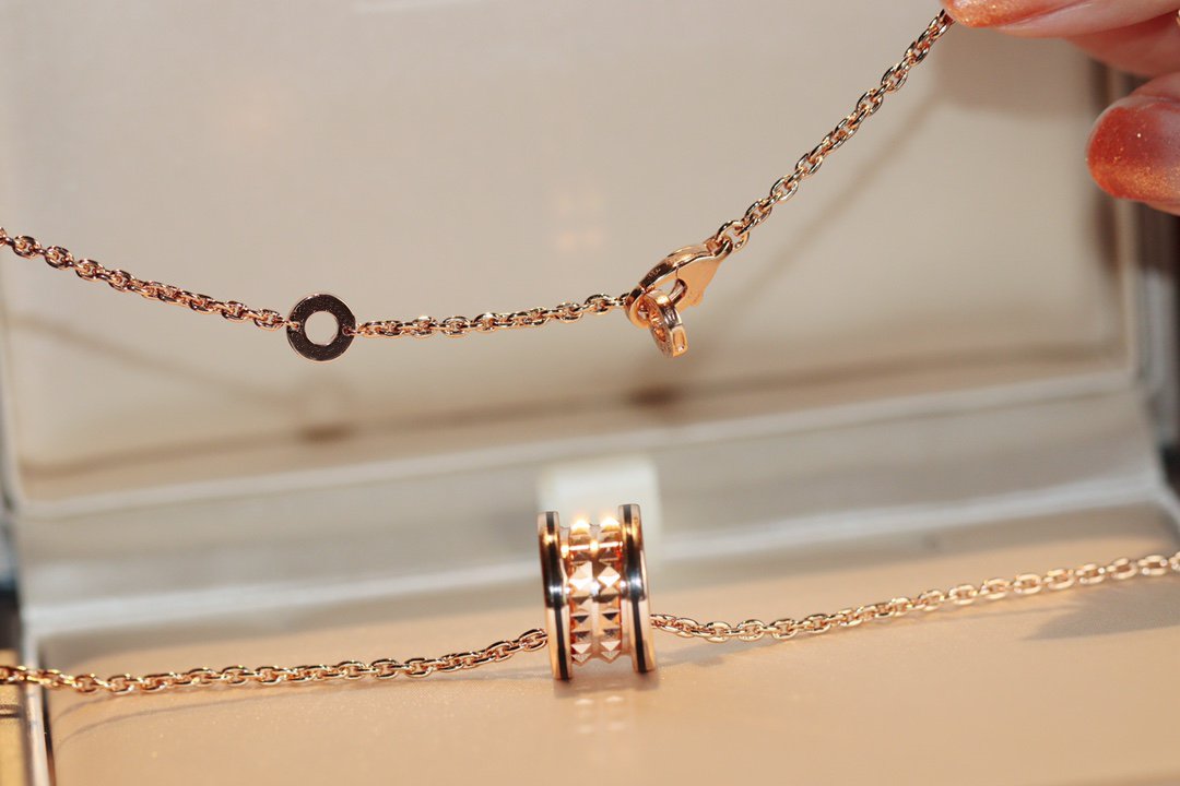 [⭐Luxery]ZERO 1 ROCK PEDANT PINK GOLD BLACK NECKLACE