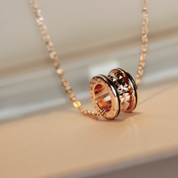 [⭐Luxery]ZERO 1 ROCK PEDANT PINK GOLD BLACK NECKLACE