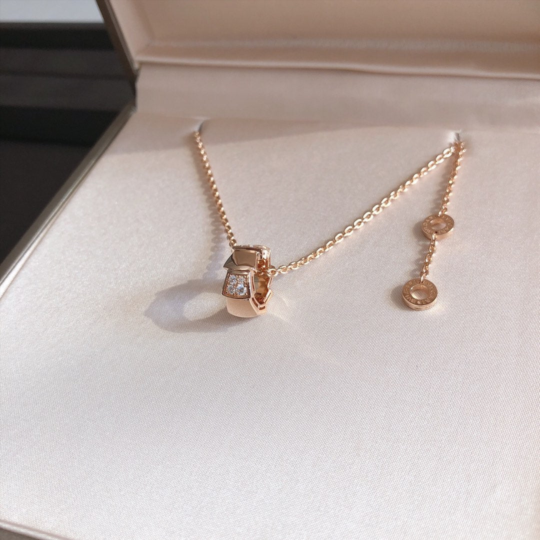[⭐Luxery]SERPENTI PEDANT DIAMOND PINK GOLD NECKLACE