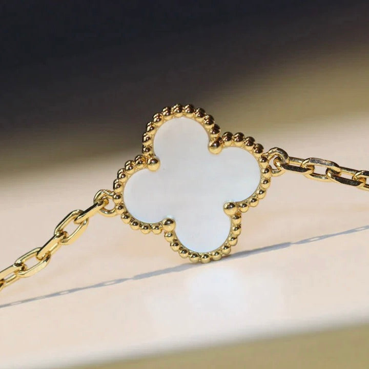 [⭐Luxery]CLOVER 20 MOTIFS WHITE MOP NECKLACE