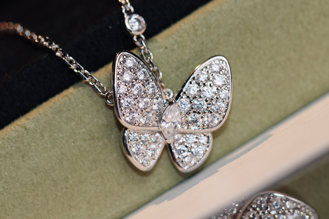 [⭐Luxery]BUTTERFLY DIAMOND NECKLACE