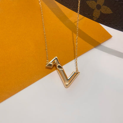 [⭐Luxery]VOLTE UPSIDE DOWN NECKLACE
