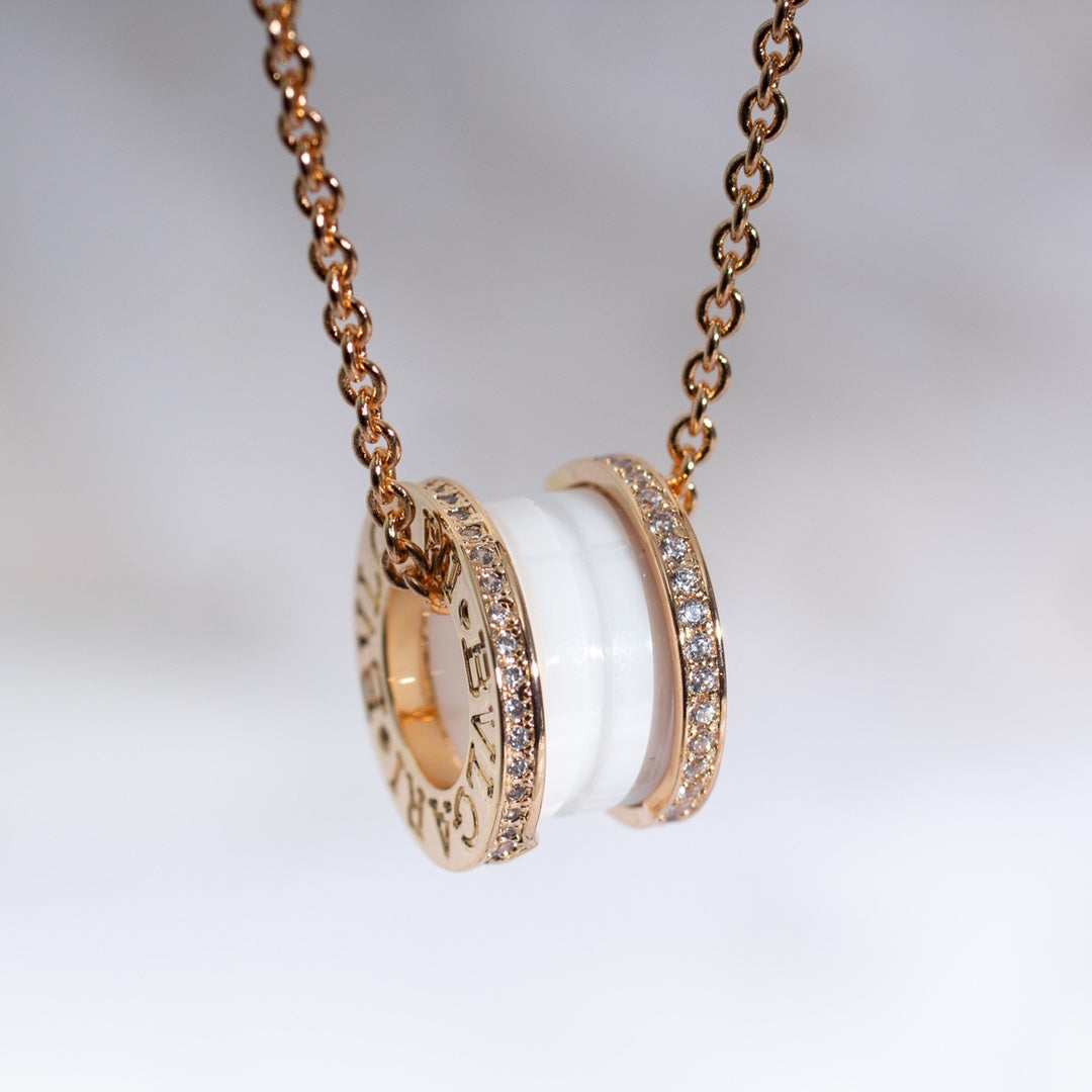 [⭐Luxery]ZERO 1 WHITE CERAMIC PINK GOLD DIAMOND NECKLACE
