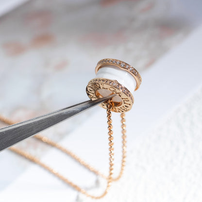 [⭐Luxery]ZERO 1 WHITE CERAMIC PINK GOLD DIAMOND NECKLACE