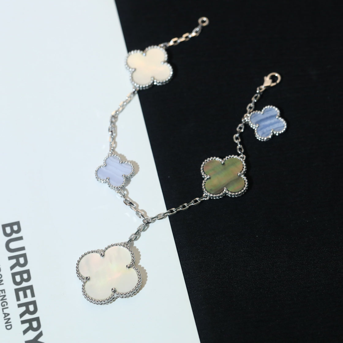 [⭐Luxery]CLOVER BRACELET 5 MOTIFS MOP CHALCEDONY SILVER