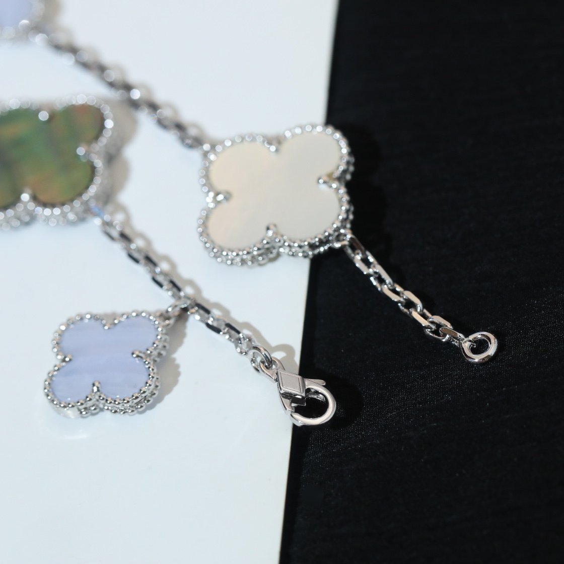 [⭐Luxery]CLOVER BRACELET 5 MOTIFS MOP CHALCEDONY SILVER