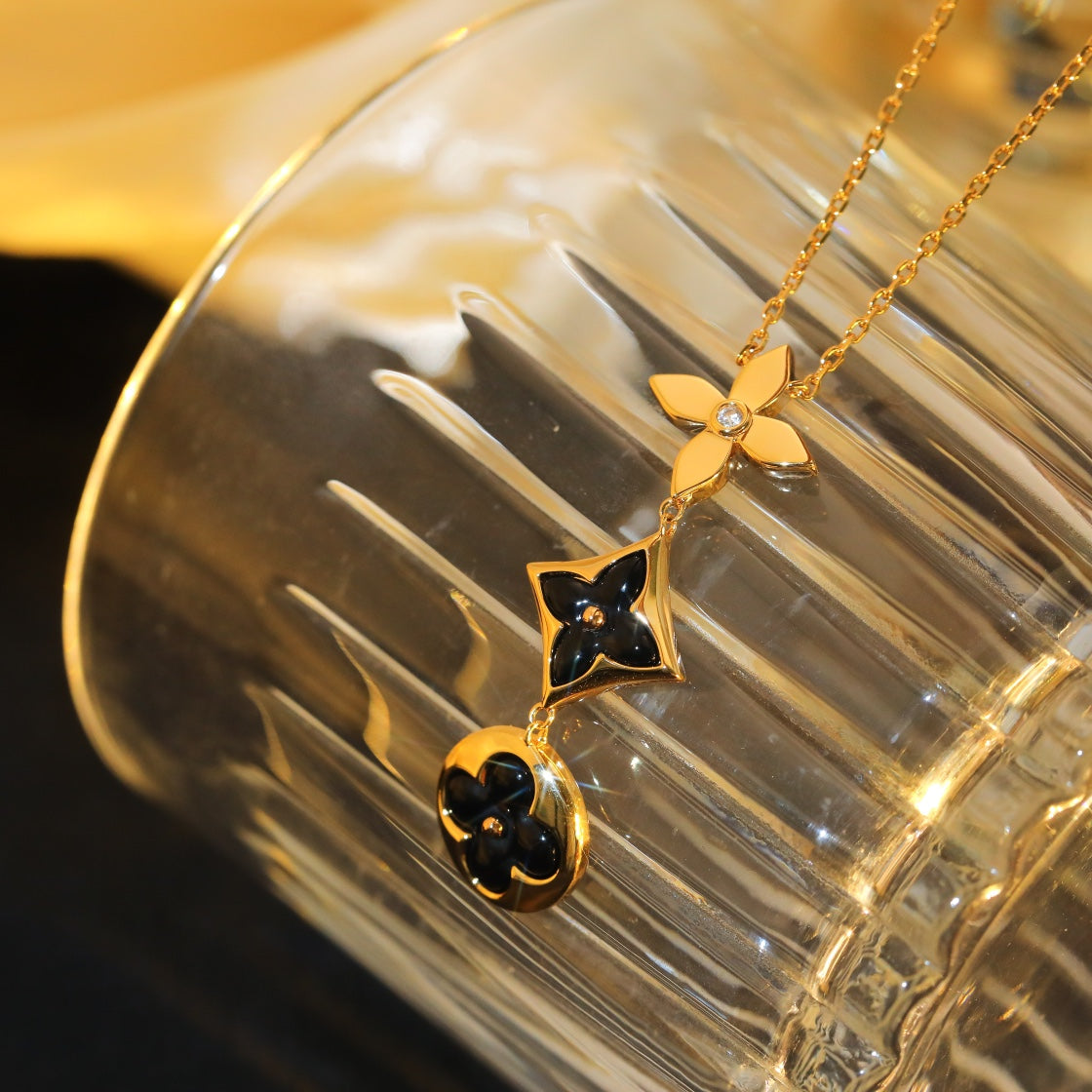 [⭐Luxery]STAR AND SUN ONYX PINK GOLD NECKLACE