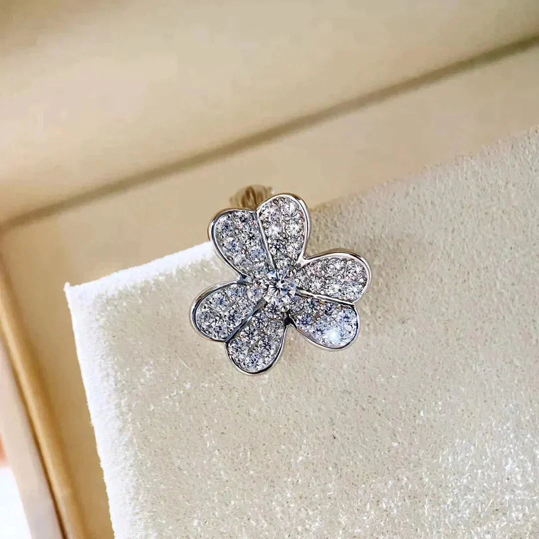 [⭐Luxery]CLOVER COMOS DIAMOND EARRINGS SILVER