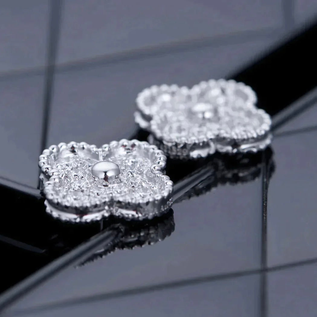 [⭐Luxery]CLOVER 1 MOTIFS DIAMOND STUD EARRINGS SILVER