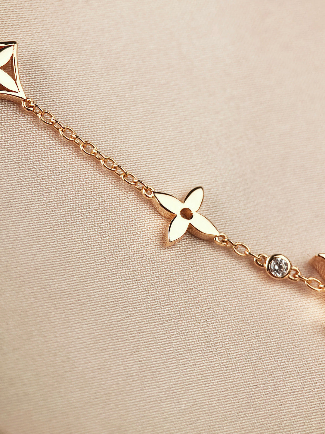 [⭐Luxery]STAR AND SUN 7 MOTIFS GOLD BRACELET