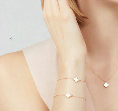 [⭐Luxery]CLOVER MINI 9.5MM WHITE MOTHER-OF-PEARL NECKLACE