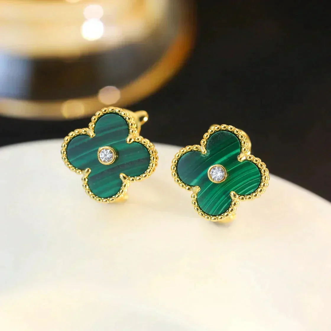 [⭐Luxery]CLOVER MEDIUM 1 MOTIFS MALACHITE DIAMOND EARRINGS